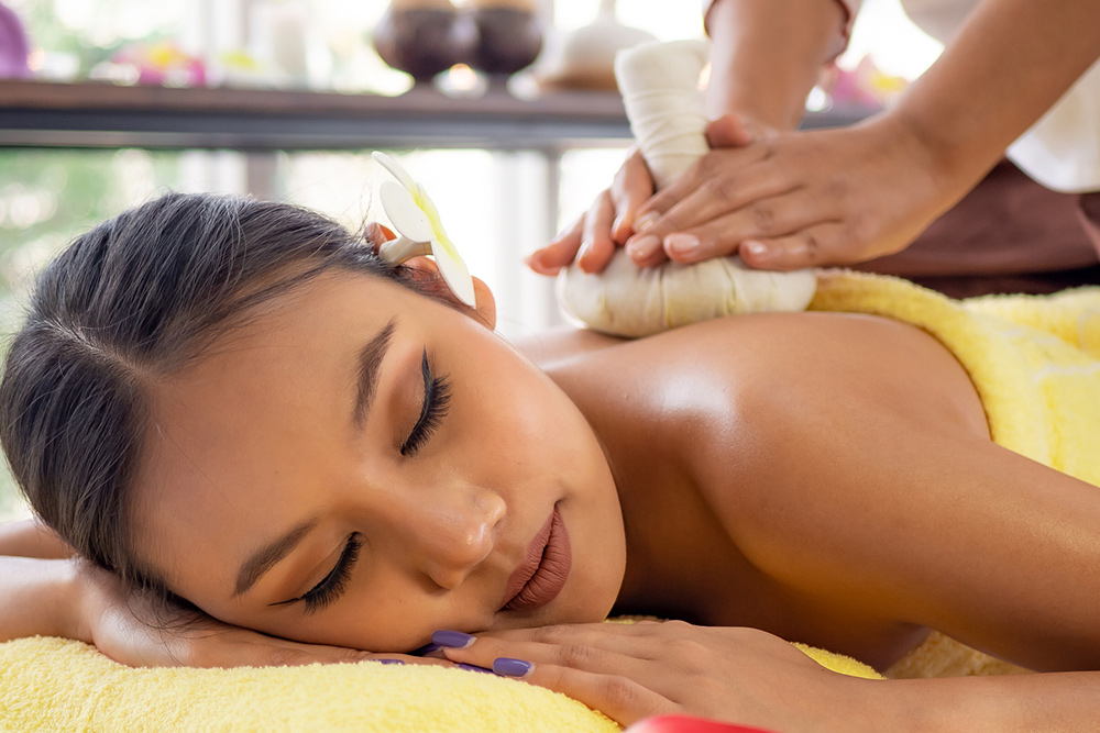 Ayurvedic-Therapy-for-Pain-Relief-at-Ayurhealing-A-Complete-Holistic-Approach-to-Treating-Body-Pain-Naturally