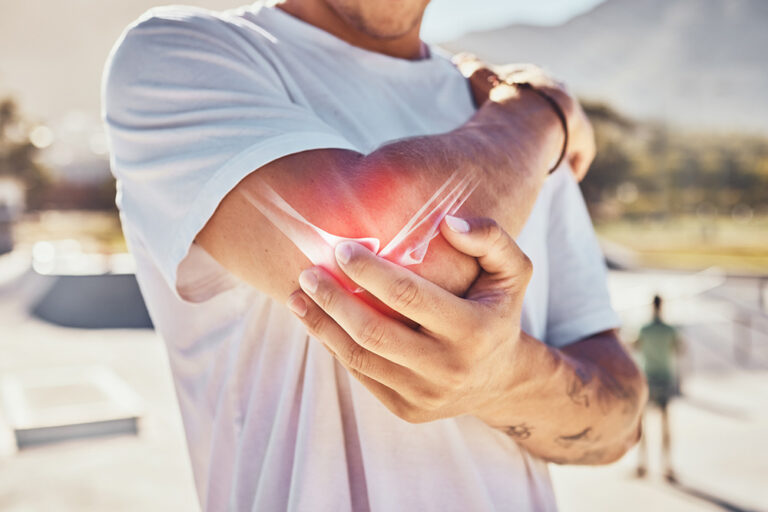 Best Ayurveda Treatment for Joint Pain: Clinical Insights from Ayurhealing